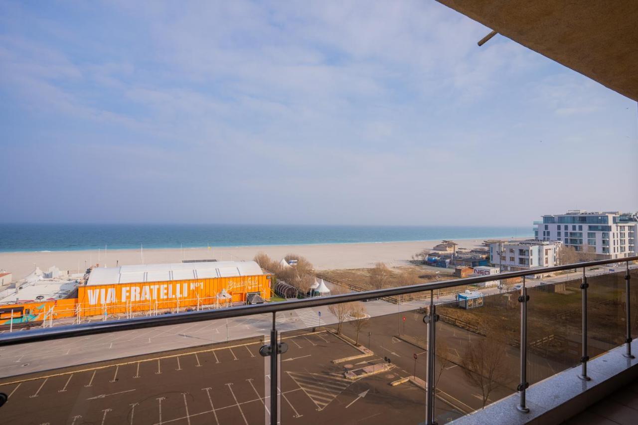 Summerland Sea-View Luxury Apartment Mamaia Eksteriør bilde