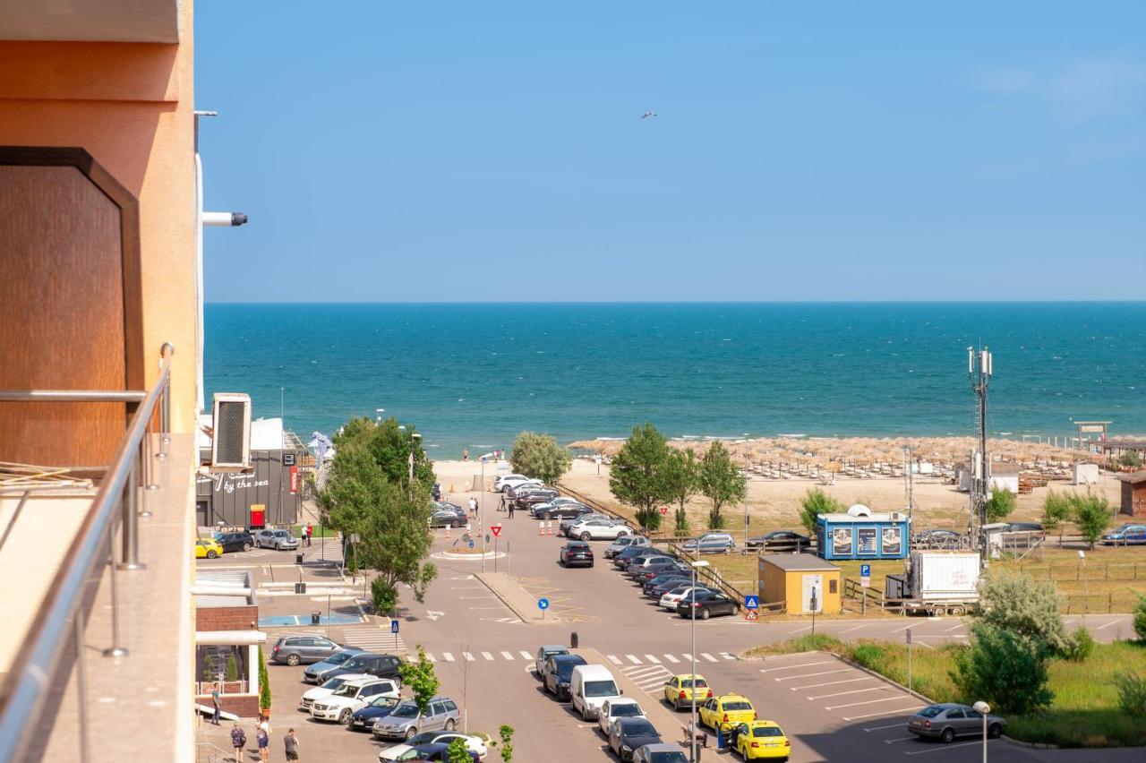Summerland Sea-View Luxury Apartment Mamaia Eksteriør bilde