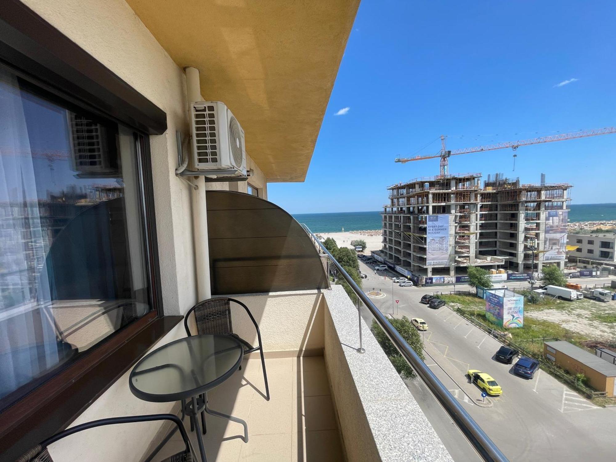 Summerland Sea-View Luxury Apartment Mamaia Eksteriør bilde