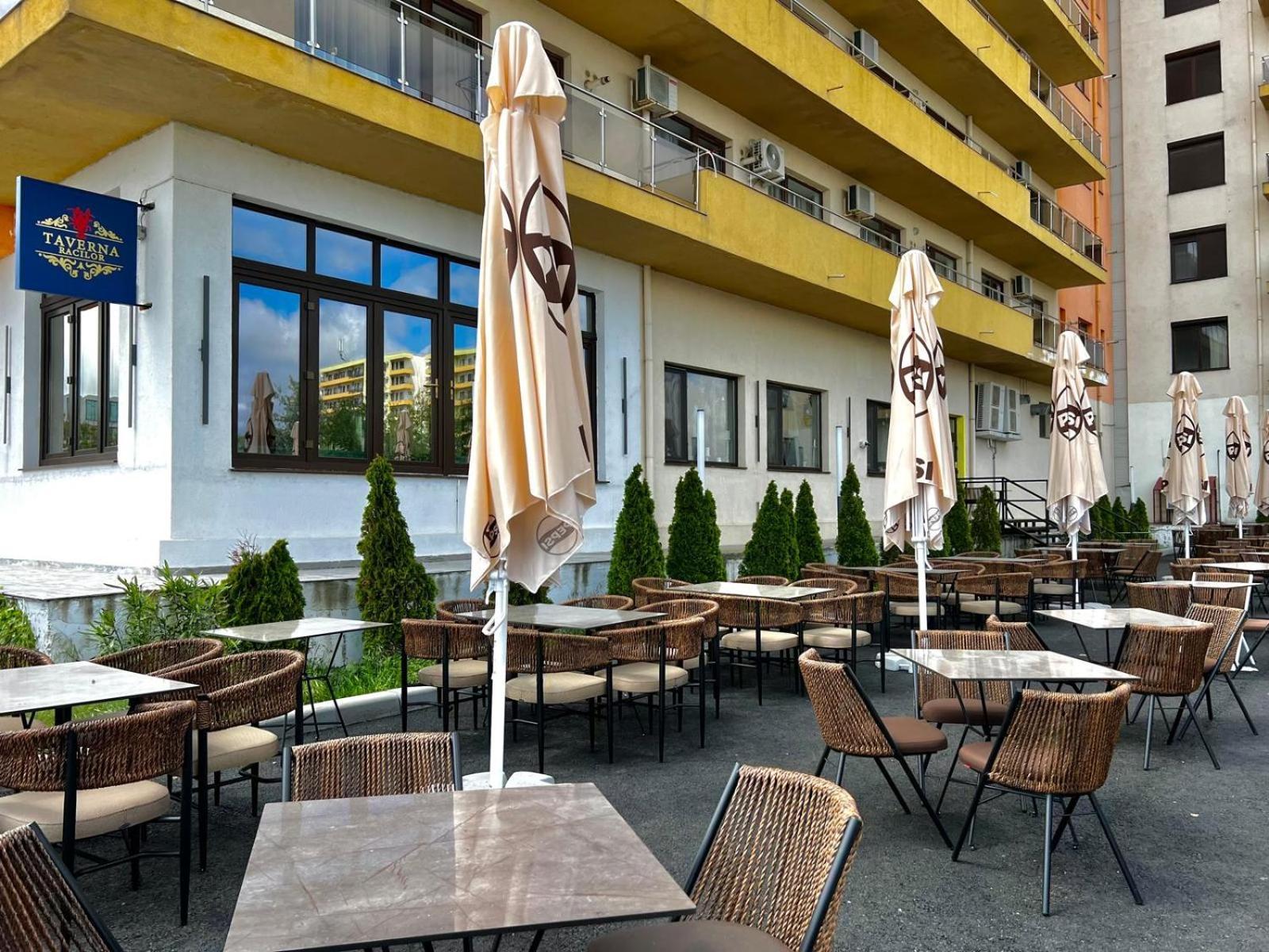 Summerland Sea-View Luxury Apartment Mamaia Eksteriør bilde